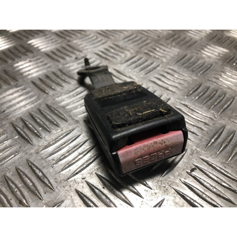 Attache ceinture avant droit DACIA DUSTER 1 PHASE 1 d’occasion