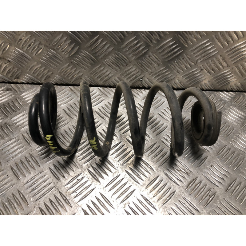 Ressort de suspension arriere gauche BMW SERIE 2 F45 ACTIVE TOURER PHASE 2 d’occasion
