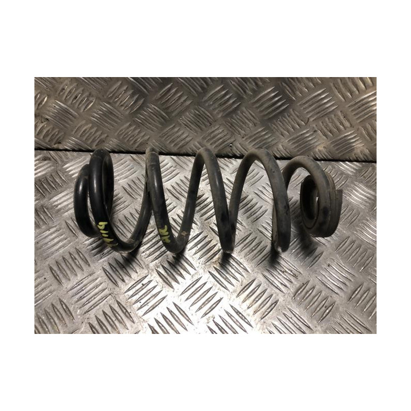 Ressort de suspension arriere gauche BMW SERIE 2 F45 ACTIVE TOURER PHASE 2 d’occasion