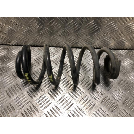 Ressort de suspension arriere gauche BMW SERIE 2 F45 ACTIVE TOURER PHASE 2 d’occasion