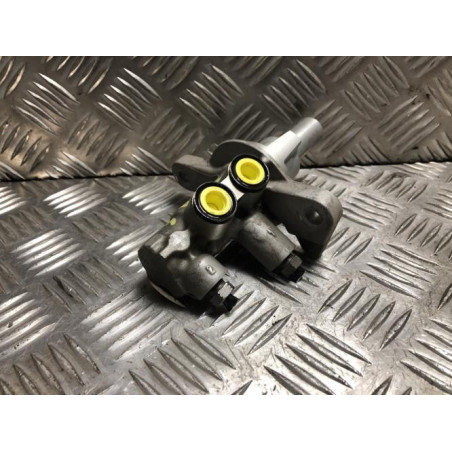 Maitre cylindre (freinage) FORD FIESTA 6 PHASE 2 d’occasion