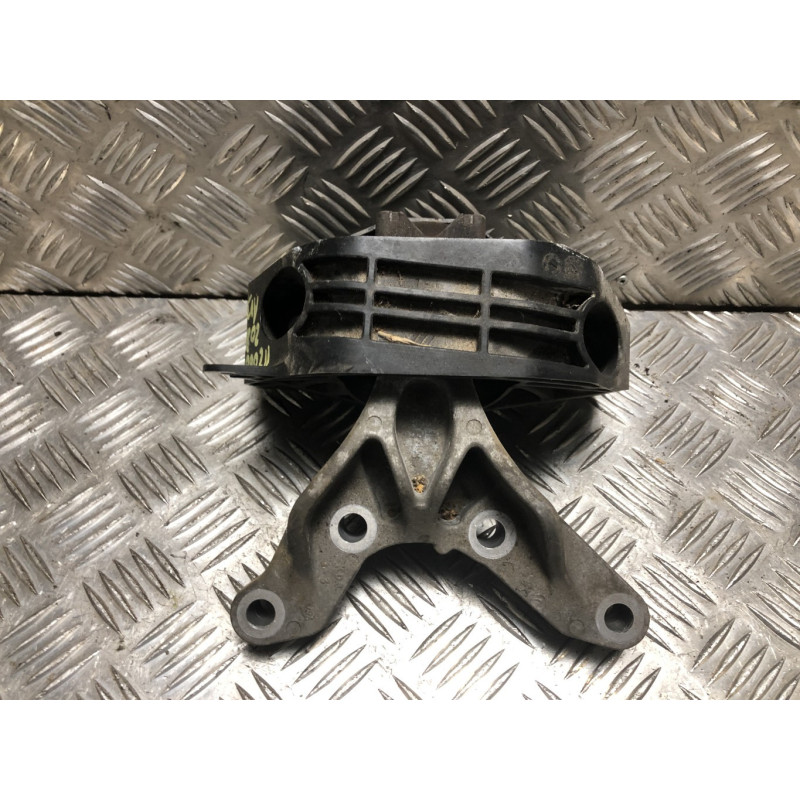 Support moteur droit PEUGEOT 208 2 PHASE 1 d’occasion