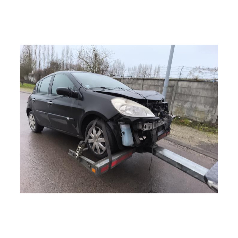 Compresseur clim RENAULT CLIO 3 PHASE 1 d’occasion