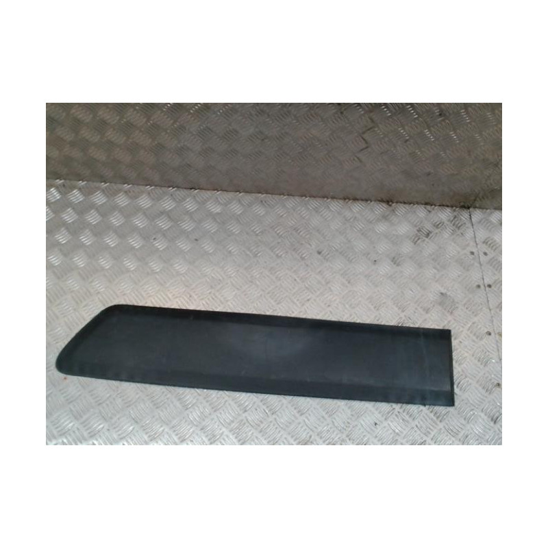 Baguette de porte arriere gauche  CITROEN BERLINGO 2 PHASE 1 d’occasion