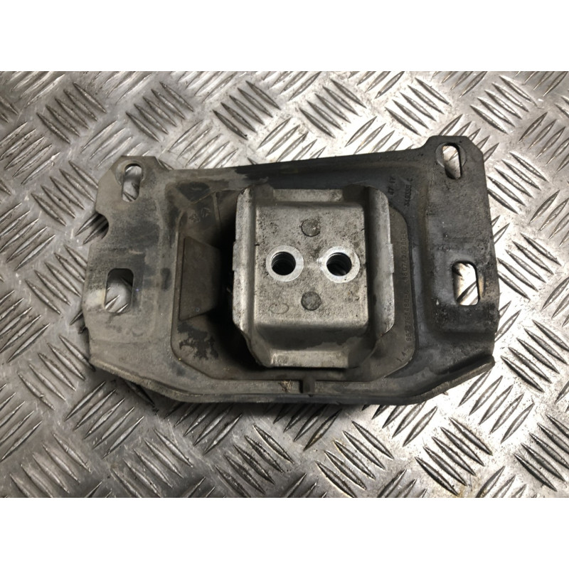 Support moteur gauche PEUGEOT 308 2 PHASE 1 d’occasion