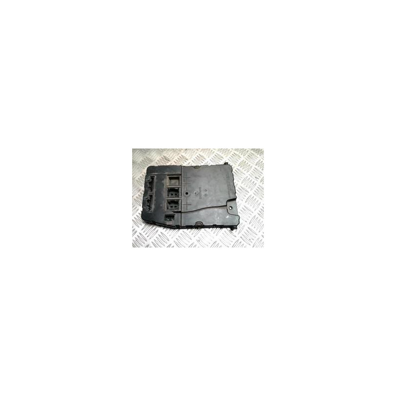 Boitier servitude moteur (BSM) RENAULT MEGANE 2 PHASE 1 d’occasion