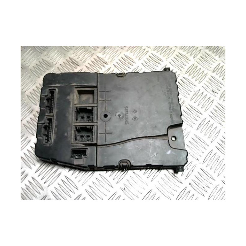 Boitier servitude moteur (BSM) RENAULT MEGANE 2 PHASE 1 d’occasion