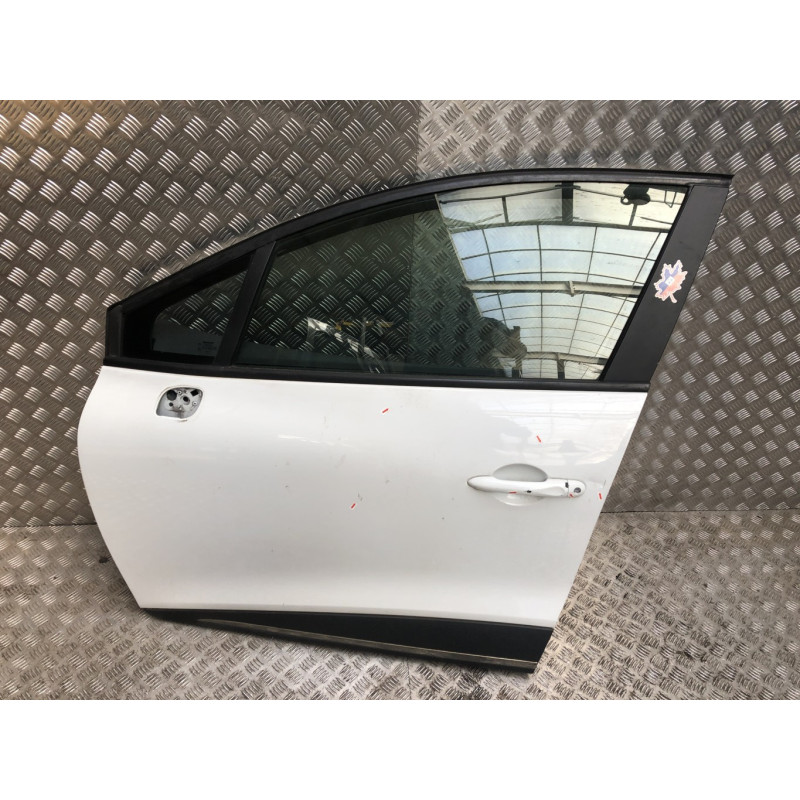 Porte avant gauche RENAULT CLIO 4 PHASE 2 d’occasion