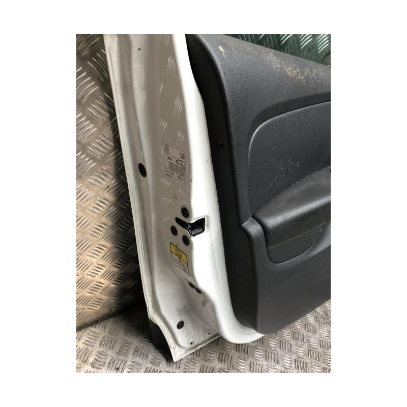 Porte avant gauche RENAULT CLIO 4 PHASE 2 d’occasion