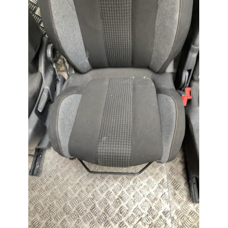 Interieur complet PEUGEOT 5008 2 PHASE 2 d’occasion