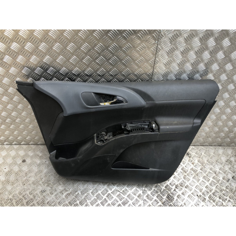 Panneau de porte avant droit OPEL MERIVA B PHASE 1 d’occasion