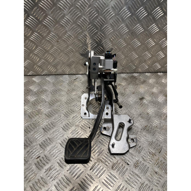 Pedale de frein SUZUKI SWIFT 5 d’occasion