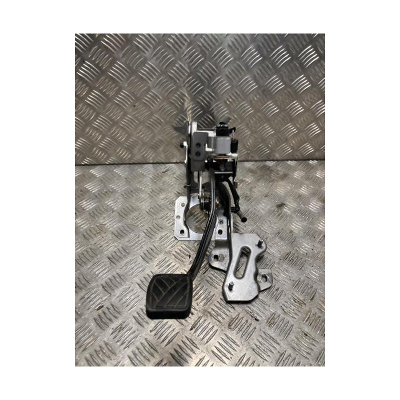 Pedale de frein SUZUKI SWIFT 5 d’occasion