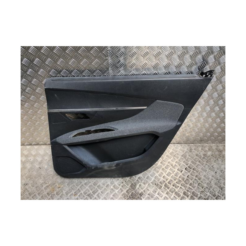 Panneau de porte arriere droit PEUGEOT 5008 2 PHASE 2 d’occasion