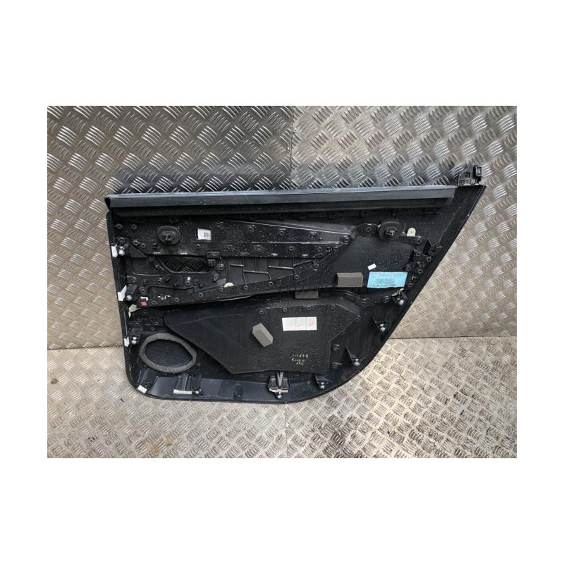 Panneau de porte arriere gauche PEUGEOT 5008 2 PHASE 2 d’occasion