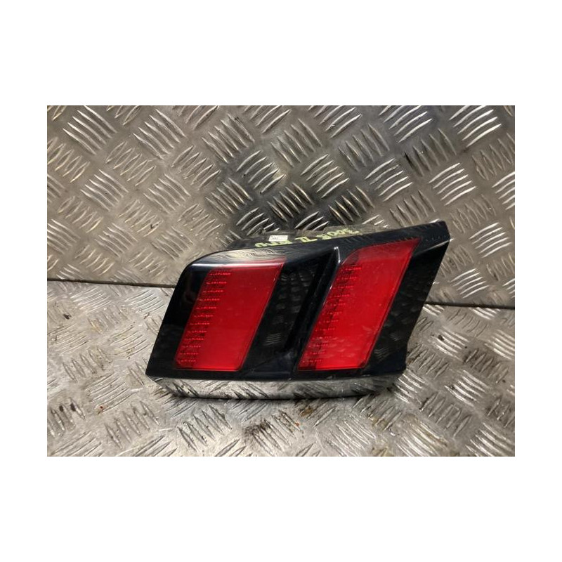 Feu arriere secondaire droit (feux) PEUGEOT 3008 2 PHASE 1 d’occasion