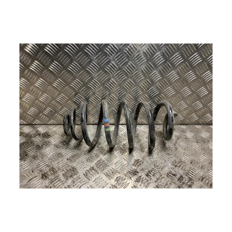 Ressort de suspension arriere PEUGEOT EXPERT 3 PHASE 1 d’occasion