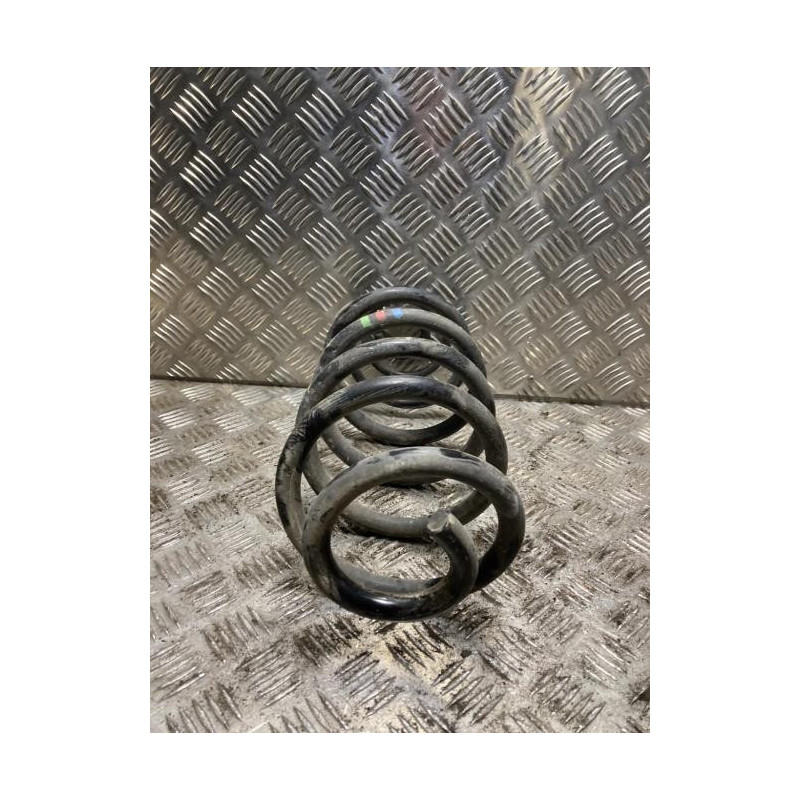 Ressort de suspension arriere PEUGEOT EXPERT 3 PHASE 1 d’occasion