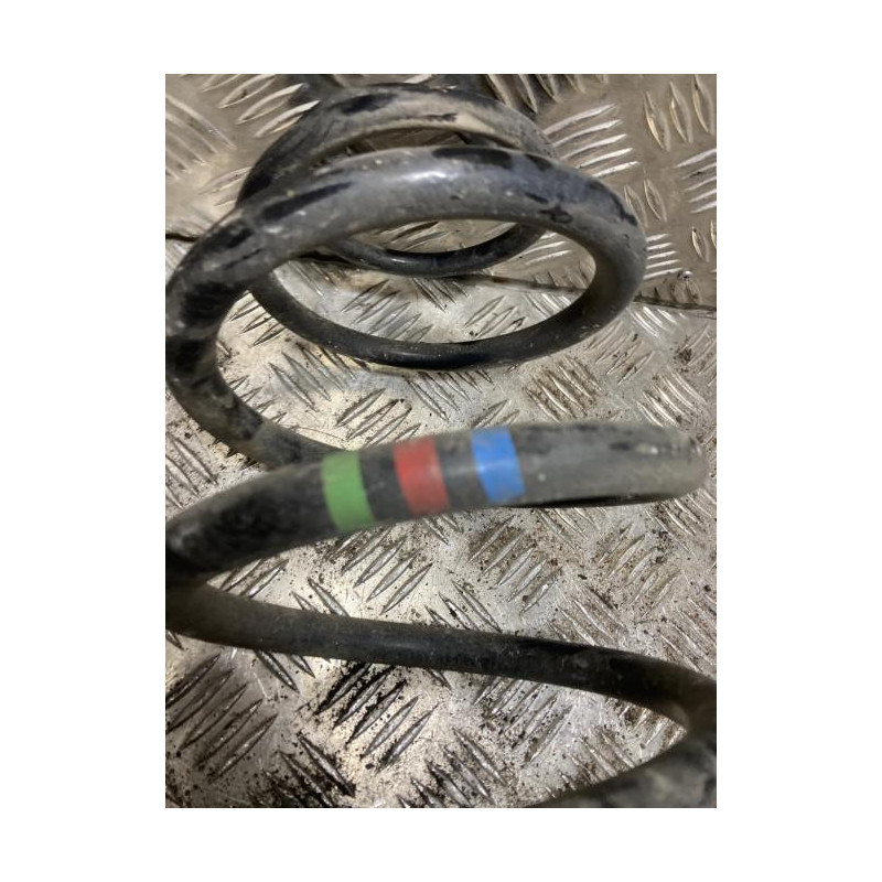 Ressort de suspension arriere PEUGEOT EXPERT 3 PHASE 1 d’occasion