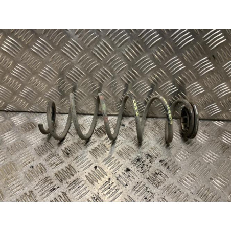 Ressort de suspension arriere PEUGEOT 208 2 d’occasion