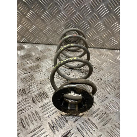 Ressort de suspension arriere PEUGEOT 208 2 d’occasion