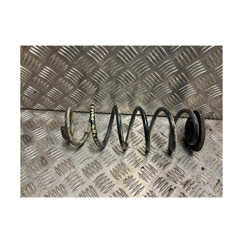 Ressort de suspension arriere VOLKSWAGEN POLO 6 PHASE 1 d’occasion