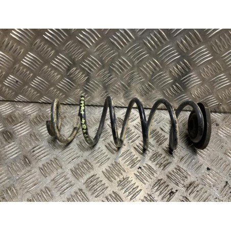 Ressort de suspension arriere VOLKSWAGEN POLO 6 PHASE 1 d’occasion