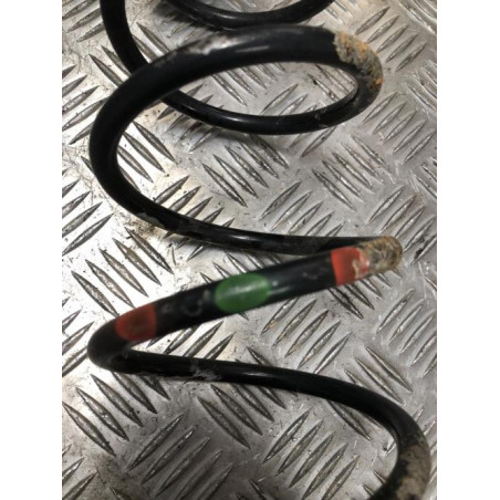 Ressort de suspension arriere PEUGEOT 208 2 d’occasion