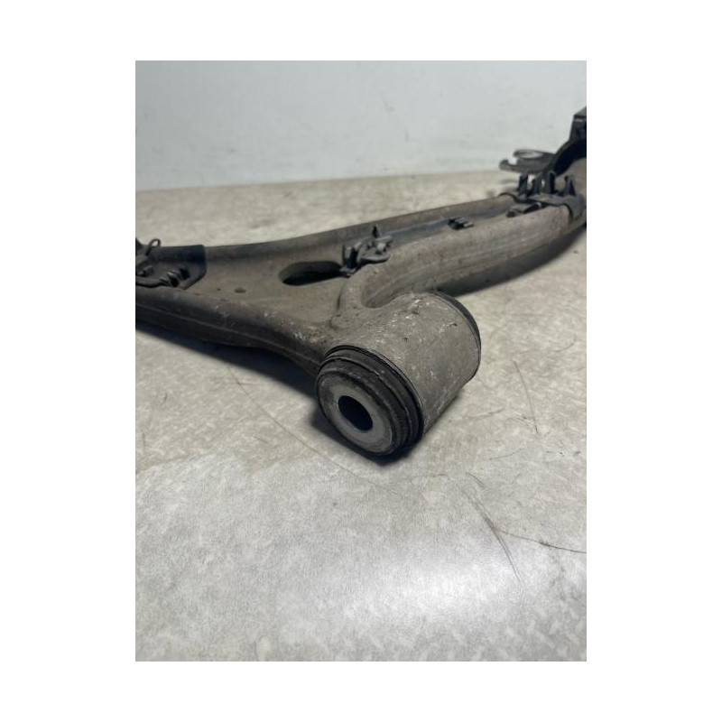 Triangle avant droit MERCEDES CLASSE A 176 PHASE 1 d’occasion