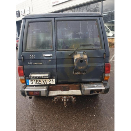 Vitre porte coffre droit TOYOTA  d’occasion