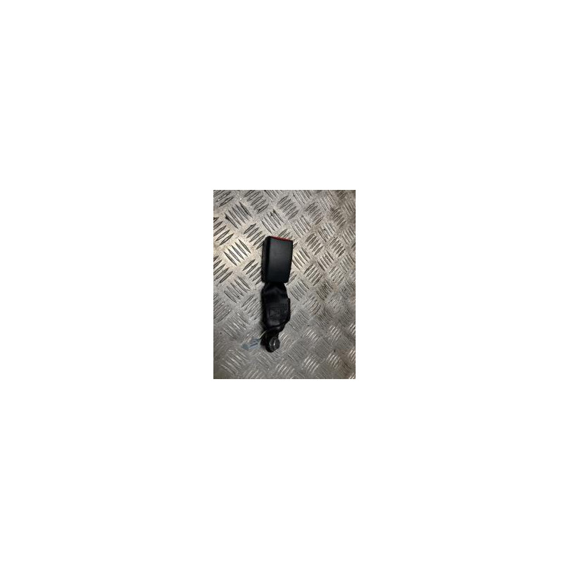 Attache ceinture arriere centrale RENAULT CAPTUR 1 PHASE 2 d’occasion