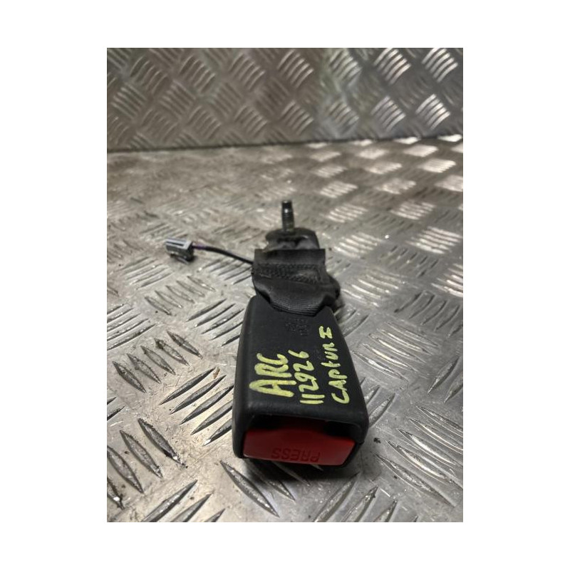 Attache ceinture arriere centrale RENAULT CAPTUR 1 PHASE 2 d’occasion