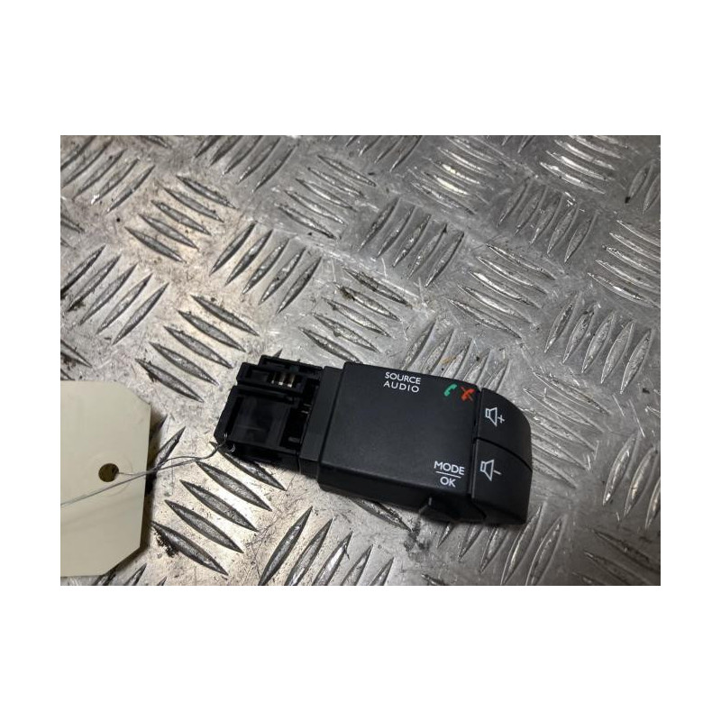 Commande autoradio RENAULT CAPTUR 1 PHASE 2 d’occasion