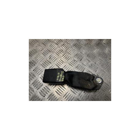 Attache ceinture arriere gauche DACIA DUSTER 1 PHASE 1 d’occasion