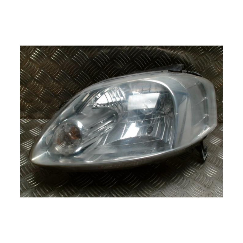 Optique avant principal gauche (feux)(phare) VOLKSWAGEN FOX d’occasion