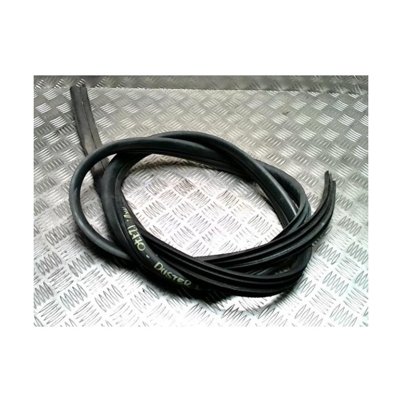 Joint de porte arriere droite DACIA DUSTER 1 PHASE 1 d’occasion