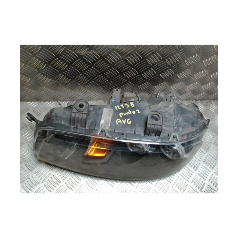 Optique avant principal gauche (feux)(phare) FIAT PUNTO 2 PHASE 1 d’occasion