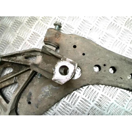 Triangle avant gauche VOLKSWAGEN POLO 4 PHASE 1 d’occasion