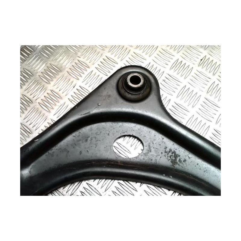 Triangle avant gauche CITROEN C3 2 PHASE 1 d’occasion
