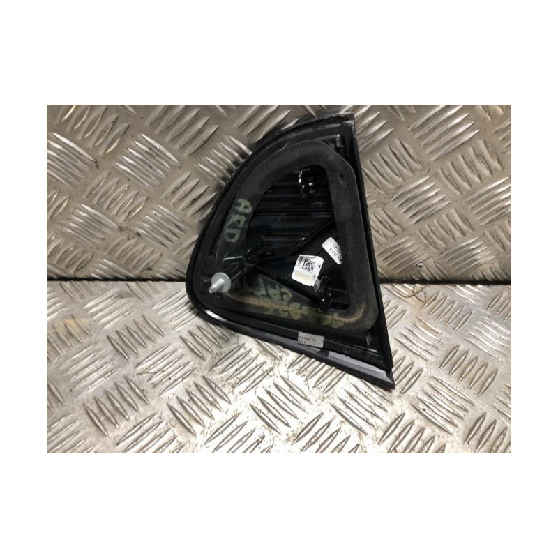 Feu arriere secondaire droit (feux) RENAULT CAPTUR 1 PHASE 2 d’occasion