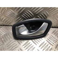 Poignee interieur avant gauche RENAULT CAPTUR 1 PHASE 2 d’occasion