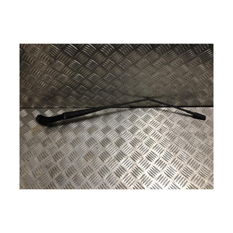 Bras essuie glace avant droit RENAULT CAPTUR 1 PHASE 2 d’occasion