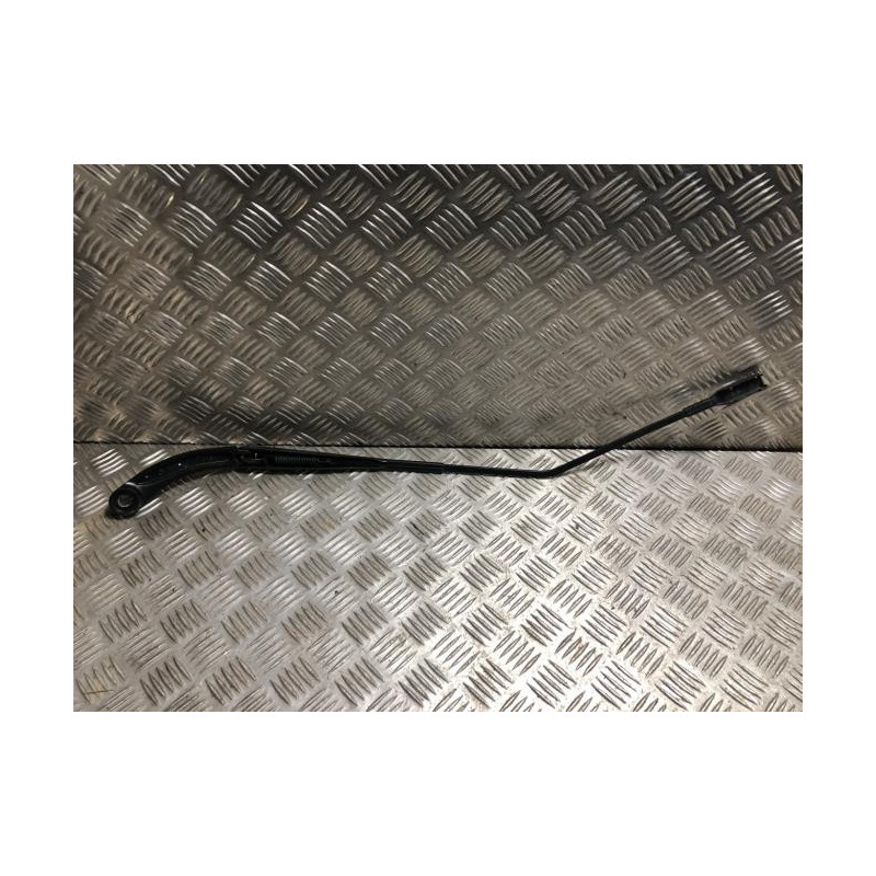 Bras essuie glace avant droit RENAULT CAPTUR 1 PHASE 2 d’occasion