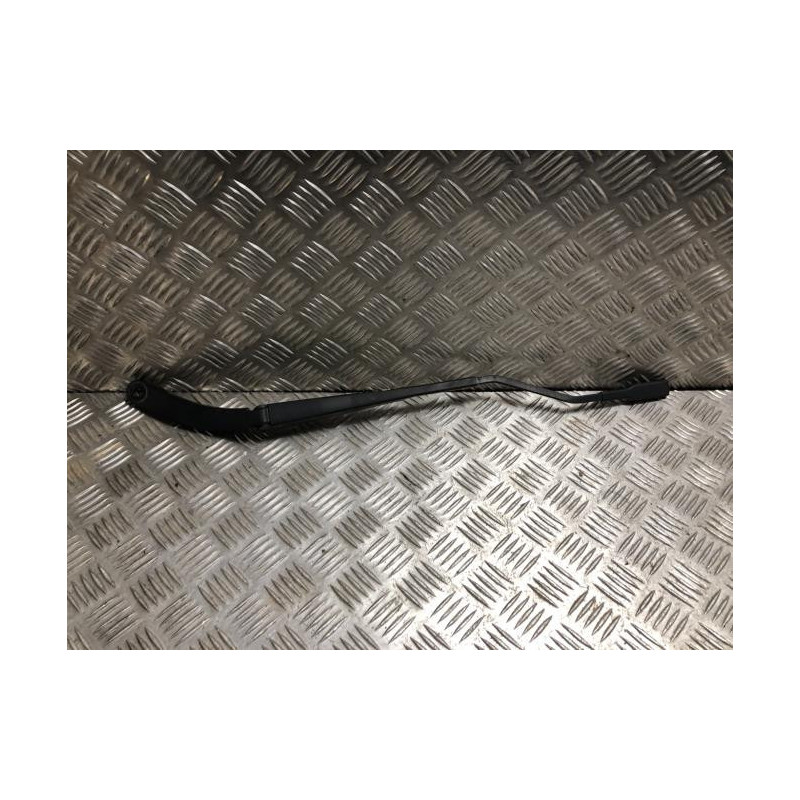 Bras essuie glace avant gauche RENAULT CAPTUR 1 PHASE 2 d’occasion