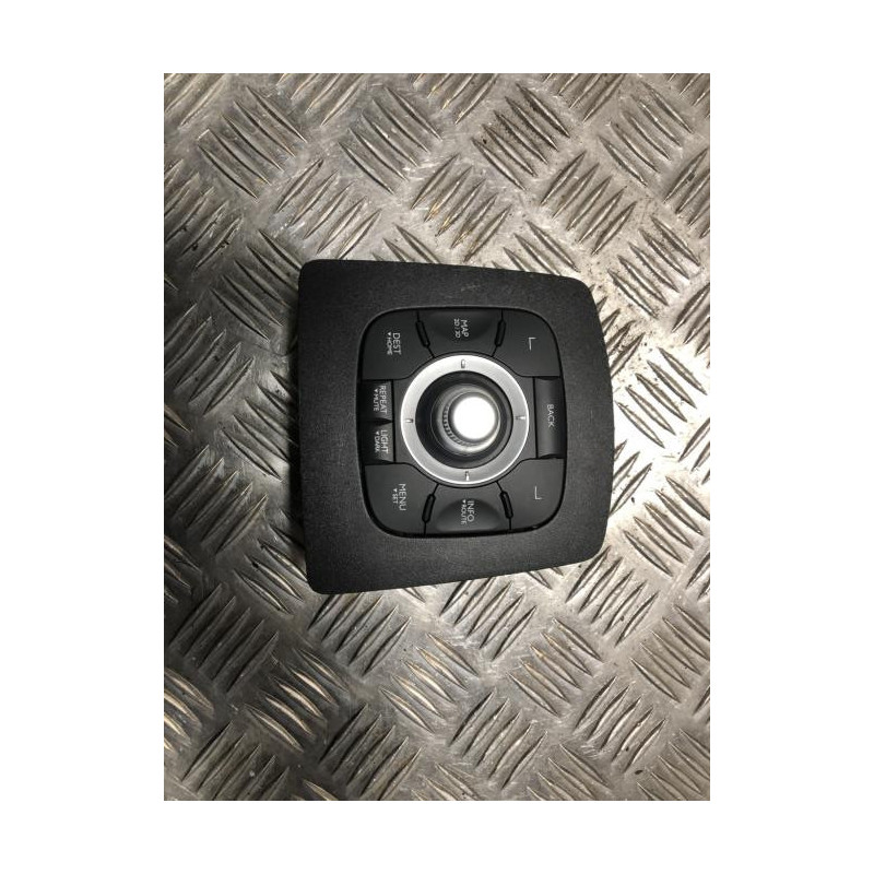 Bouton/Interrupteur RENAULT SCENIC 3 PHASE 3 d’occasion