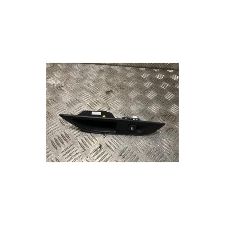 Interrupteur de leve vitre arriere gauche PEUGEOT 208 2 PHASE 1 d’occasion
