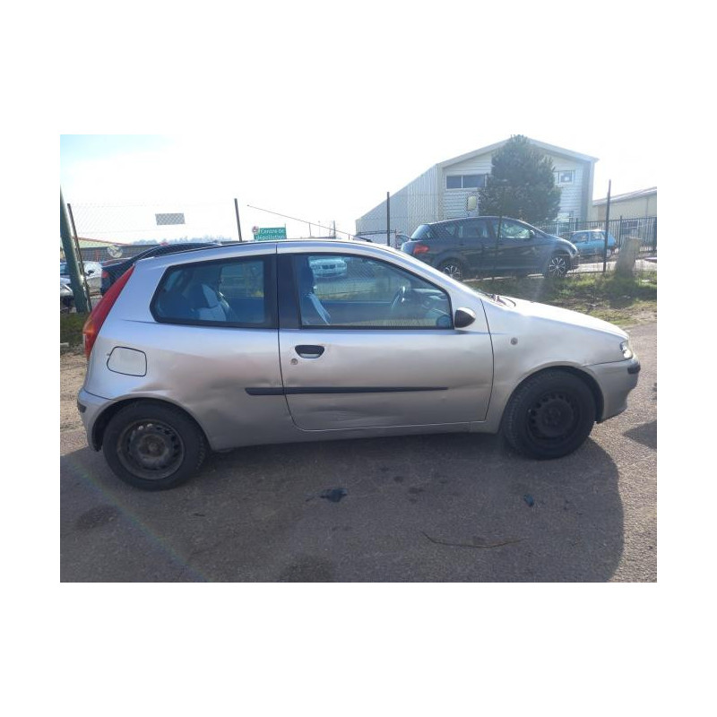 Radiateur eau FIAT PUNTO 2 PHASE 1 d’occasion