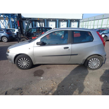 Radiateur eau FIAT PUNTO 2 PHASE 1 d’occasion