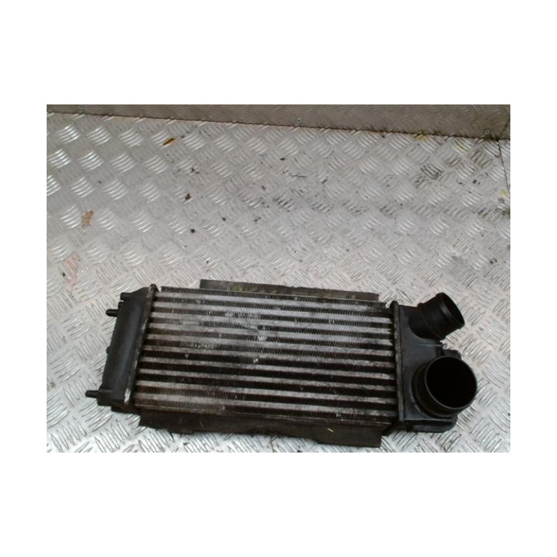 Echangeur air (Intercooler) FORD FIESTA 6 PHASE 1 d’occasion