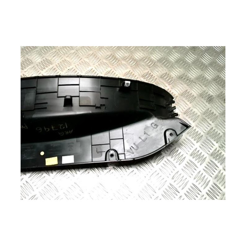 Marche pieds PEUGEOT PARTNER 3 PHASE 1 d’occasion